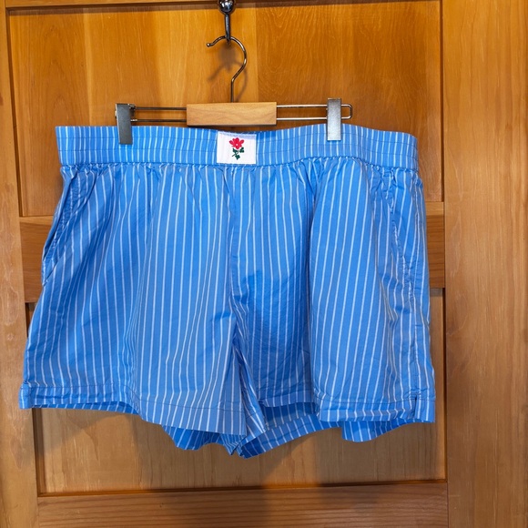 Universal Thread Blue Striped Matching Set - Picture 7 of 11